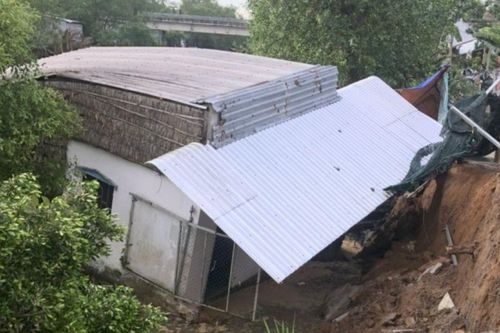 Kiểm tra tình hình sạt lở tại Cần Thơ