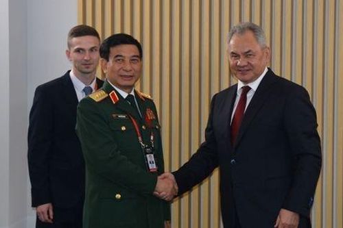 Việt Nam nói về hợp tác quốc phòng với Liên bang Nga