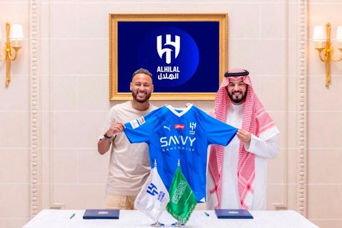 Neymar hoàn tất thủ tục gia nhập Al Hilal với mức lương kỷ lục