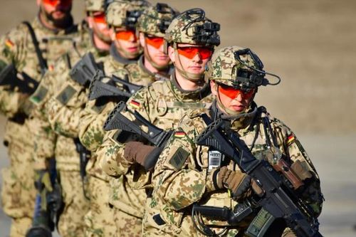 Đức 'quay xe' với cam kết đáp ứng mục tiêu chi tiêu hàng năm của NATO