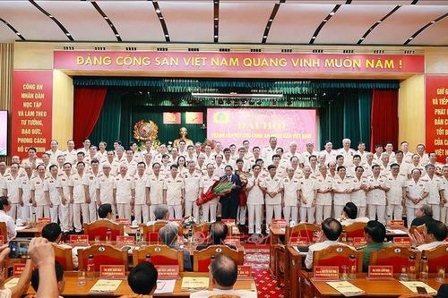 Thủ tướng dự Đại hội thành lập Hội Cựu Công an nhân dân Việt Nam