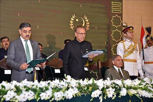 Pakistan thành lập nội các lâm thời trước thềm bầu cử
