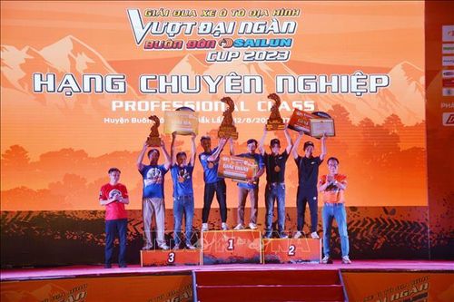 Bế mạc Giải đua xe ô tô địa hình 'Thử thách vượt Đại ngàn - Buôn Đôn Sailun Cup 2023'