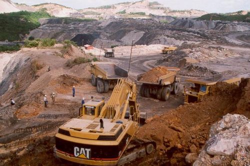 Doanh nghiệp Việt đầu tiên niêm yết trên sàn chứng khoán Mỹ và mối hợp tác với VinES