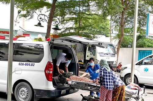 Cần minh bạch chi phí vận chuyển cấp cứu