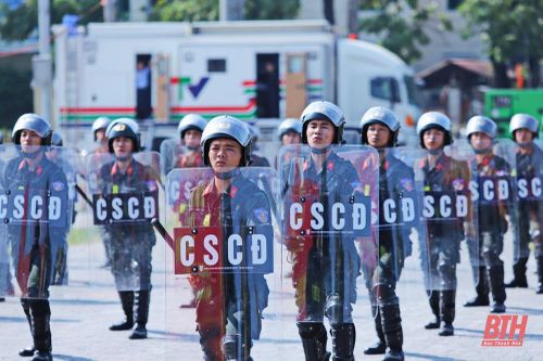 'Chất thép' người chiến sĩ cảnh sát cơ động