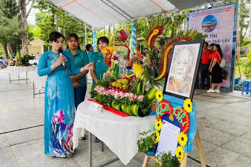 Trường THCS Ngô Gia Tự đoạt giải nhất Hội thi chưng nghi trái cây năm 2023