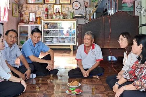 TP Hồng Ngự tiếp tục quan tâm hỗ trợ gia đình chính sách, hộ mới thoát nghèo