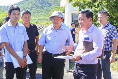 Khẩn trương xử lý các điểm mất an toàn giao thông đường sắt