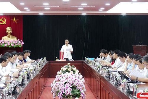 Thực hiện hiệu quả các nhiệm vụ phát triển KT-XH, giữ vững quốc phòng an ninh
