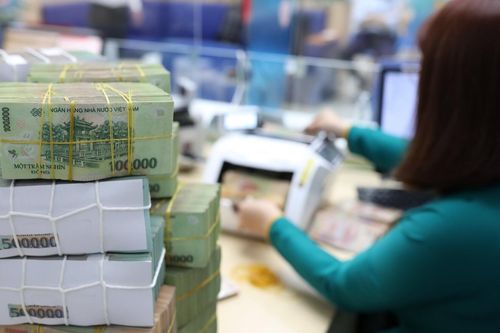 5 ngân hàng lớn hút dòng tiền gửi tiết kiệm mạnh nhất 6 tháng đầu năm 2023