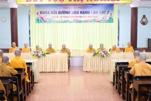 Khai mạc khóa bồi dưỡng đạo hạnh Ni giới hệ phái Khất sĩ lần thứ 7 tại tịnh xá Ngọc Phương