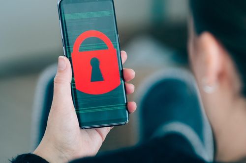 Vì sao smartphone cần được bảo vệ phần mềm?