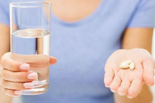 Uống vitamin tổng hợp mỗi ngày - Lợi ích và mối nguy cơ