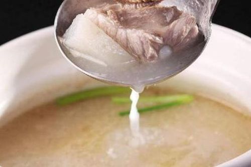 Nên hầm xương trong bao lâu để tốt cho sức khỏe?
