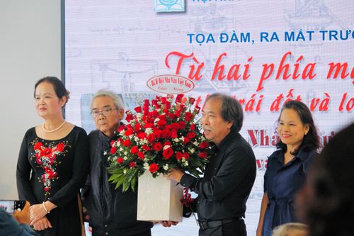 Ra mắt trường ca 'Từ hai phía mặt trời: Sử thi trái đất và loài người'