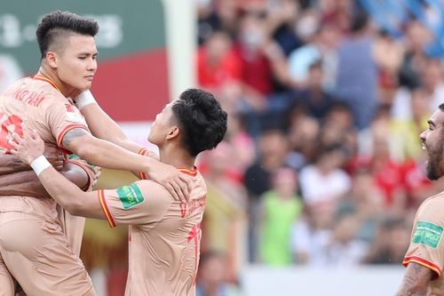 V-League: Từ Công an Hà Nội đến... Công an Hà Nội