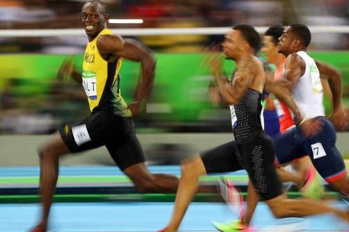 Ngày này 7 năm trước, Usain Bolt vừa cười vừa về đích, mở ra siêu kỉ lục trong lịch sử Olympic