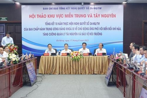 Đẩy mạnh ứng phó biến đổi khí hậu, quản lý tài nguyên và bảo vệ môi trường