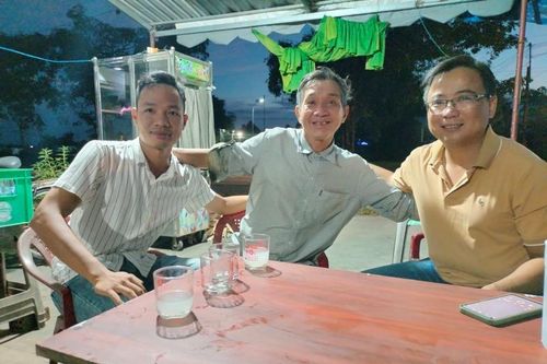 Giúp thương binh đi lạc về nhà