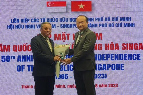 Kỷ niệm 58 năm Quốc khánh Singapore