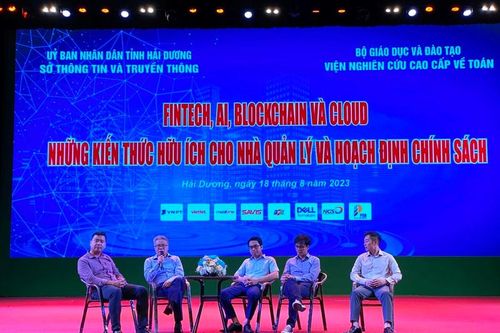 GS Ngô Bảo Châu: Thay vì lo lắng AI, cần thay đổi cách suy nghĩ