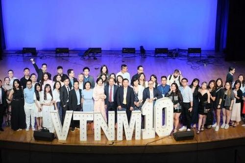 Vòng tay nước Mỹ: Điểm hẹn của những người Việt trẻ ở Mỹ