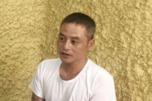 Giết người vì tranh nhau bài hát karaoke