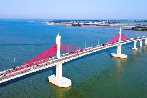 Chuẩn bị thực hiện dự án thắp sáng cầu dài nhất bắc qua sông Lam