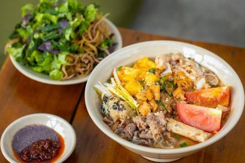 TasteAtlas giới thiệu những món sợi phổ biến nhất của Việt Nam