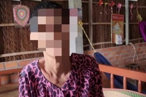Con dâu đánh mẹ chồng gần 70 tuổi gây thương tích