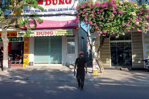 Phát hiện thi thể người đàn ông đang phân hủy trong nhà