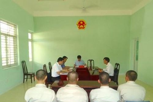 Họp xét đưa người nghiện ma túy vào cơ sở xã hội Bầu Bàng