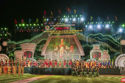 Ngày hội Văn hóa Thể thao và Du lịch các huyện miền núi Quảng Nam: Tôn vinh văn hóa truyền thống