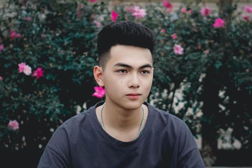 Cứ tưởng SV IT toàn đầu to mắt cận, hóa ra cũng có 'cực phẩm' trai đẹp thế này!