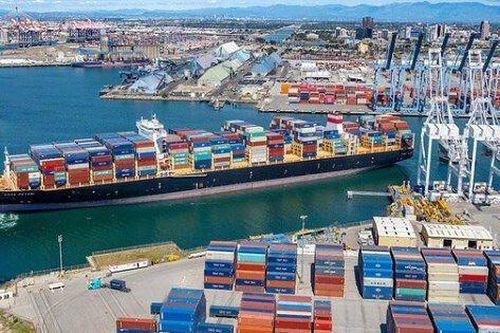 Khó khăn vì giá cước giảm sâu, DN vận tải biển kỳ vọng sáng hơn vào nửa cuối năm