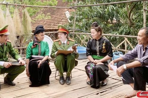 Bảo vệ vững chắc an ninh trật tự, vì nhân dân phục vụ