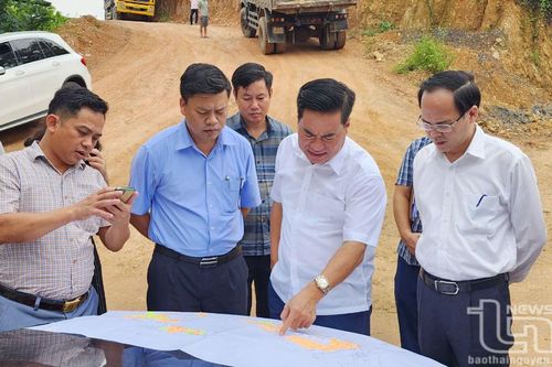 Tháo gỡ vướng mắc về mặt bằng tại Cụm công nghiệp Sơn Cẩm 1