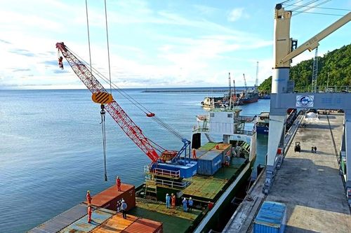 Đầu tư hệ thống vận chuyển than đá bằng băng tải xuyên biên giới