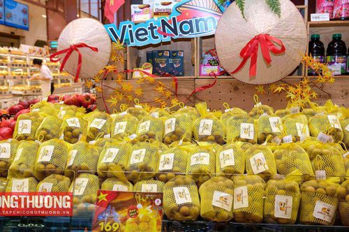 Nhãn Việt Nam lần đầu lên kệ siêu thị Thái Lan