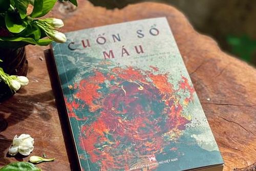 Nhà văn Phong Điệp gây bất ngờ với tiểu thuyết hình sự 'Cuốn sổ máu'