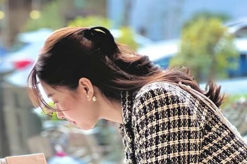 Đặng Thu Thảo - 'Chị đẹp' của các Hoa hậu: Ảnh chụp cam thường vẫn thần thái đỉnh cao