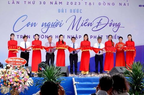 Gần 1.600 tác phẩm tham gia Liên hoan ảnh nghệ thuật Đông Nam Bộ