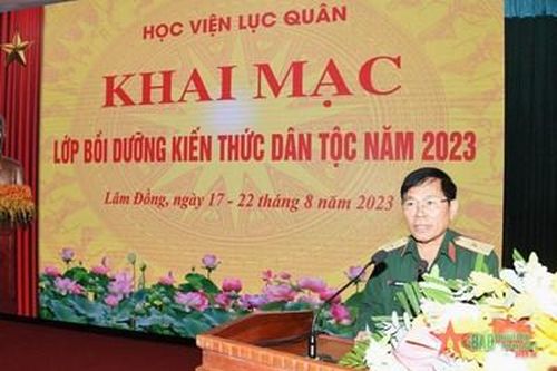 Học viện Lục quân tăng cường kiến thức, kỹ năng tiến hành công tác dân tộc