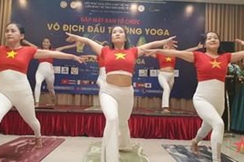 Từng bước đưa yoga thành môn thể thao chuyên nghiệp