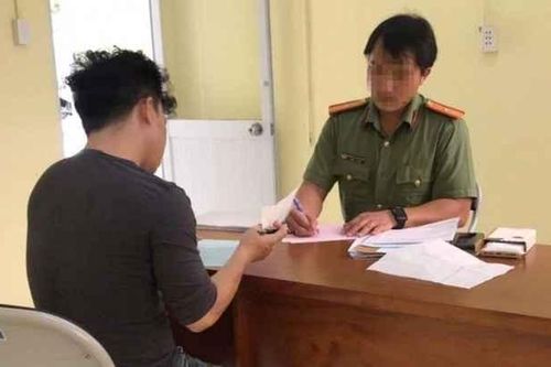 'Dưa Leo' và loạt YouTuber bị phạt vì đăng thông tin sai sự thật
