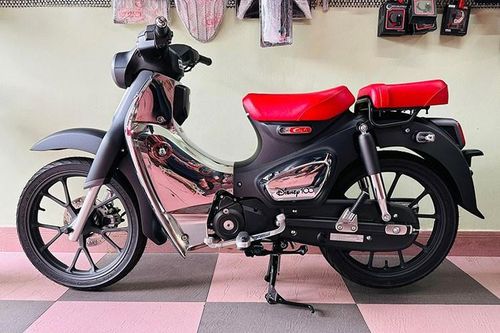 Honda Super Cub C125 Disney đầu tiên tại Việt Nam, hơn 300 triệu đồng