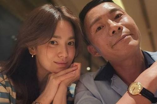 Song Hye Kyo không ngại đăng ảnh mặt mộc, khoe nhan sắc ở tuổi ngoại tứ tuần
