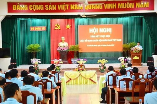 Kiến nghị xây dựng bảng lương mới của sĩ quan Quân đội