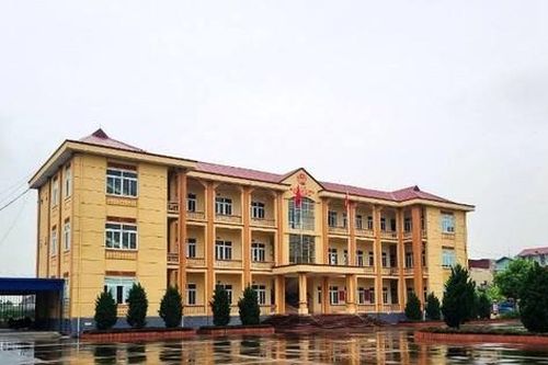 Bản tin 8H: Khai trừ Đảng chủ tịch xã và nữ công chức có quan hệ bất chính
